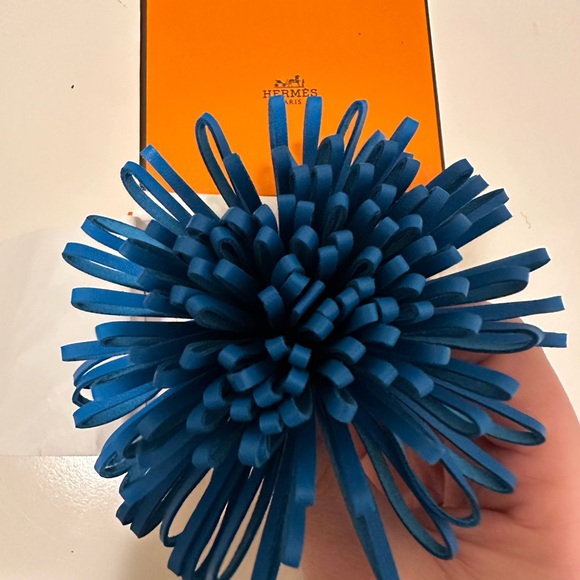 Hermès Blue Leather Tassel Keychain - Picture 6 of 9